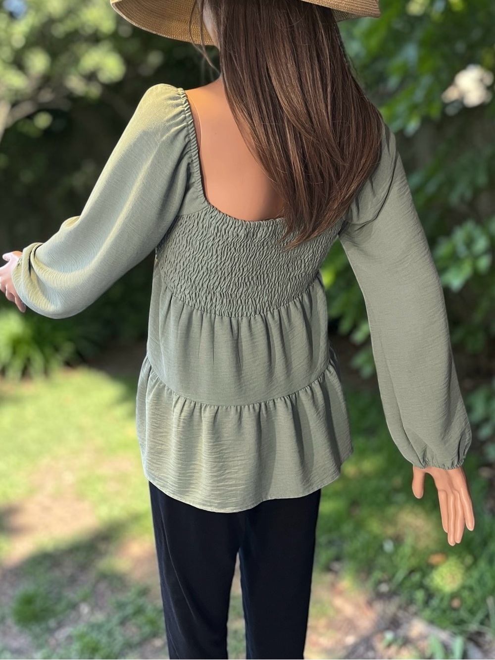 Paper Crane Sage Green Smocked Boho Babydoll Top Size L - Picture 6 of 7